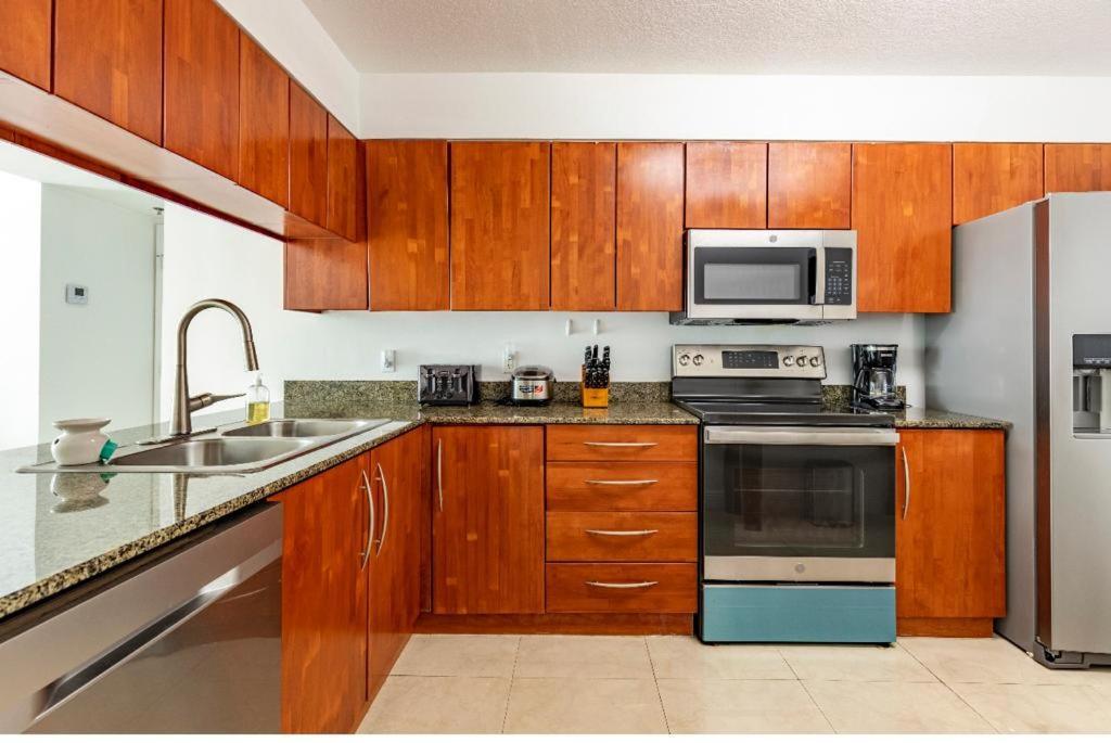 Two Bedroom Oceanview Apartment In Brickell Miami Exterior photo