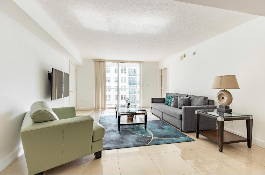 Two Bedroom Oceanview Apartment In Brickell Miami Exterior photo